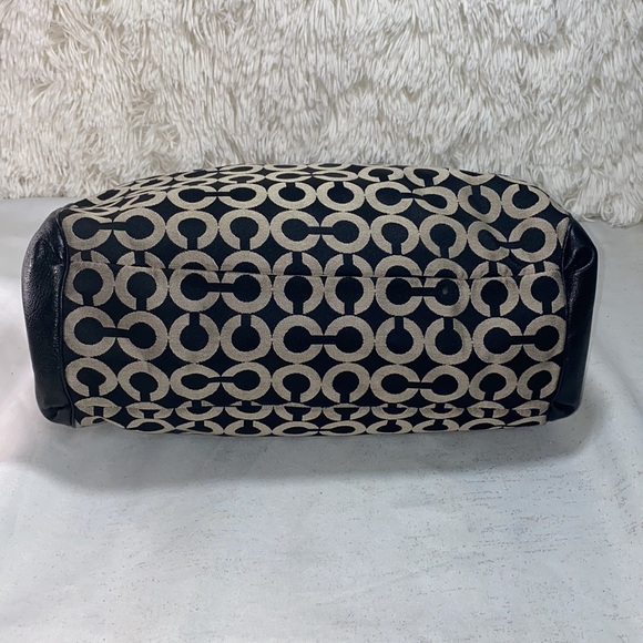 👜🌿-Coach Shoulder bag- NOT FOR SALE 🌿👜 - Picture 3 of 12